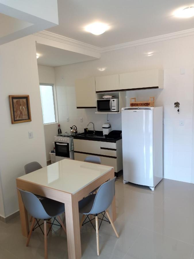 Apto 2 Qtos Com Suite Proximo A Praia E Centrinho Florianópolis Exteriör bild